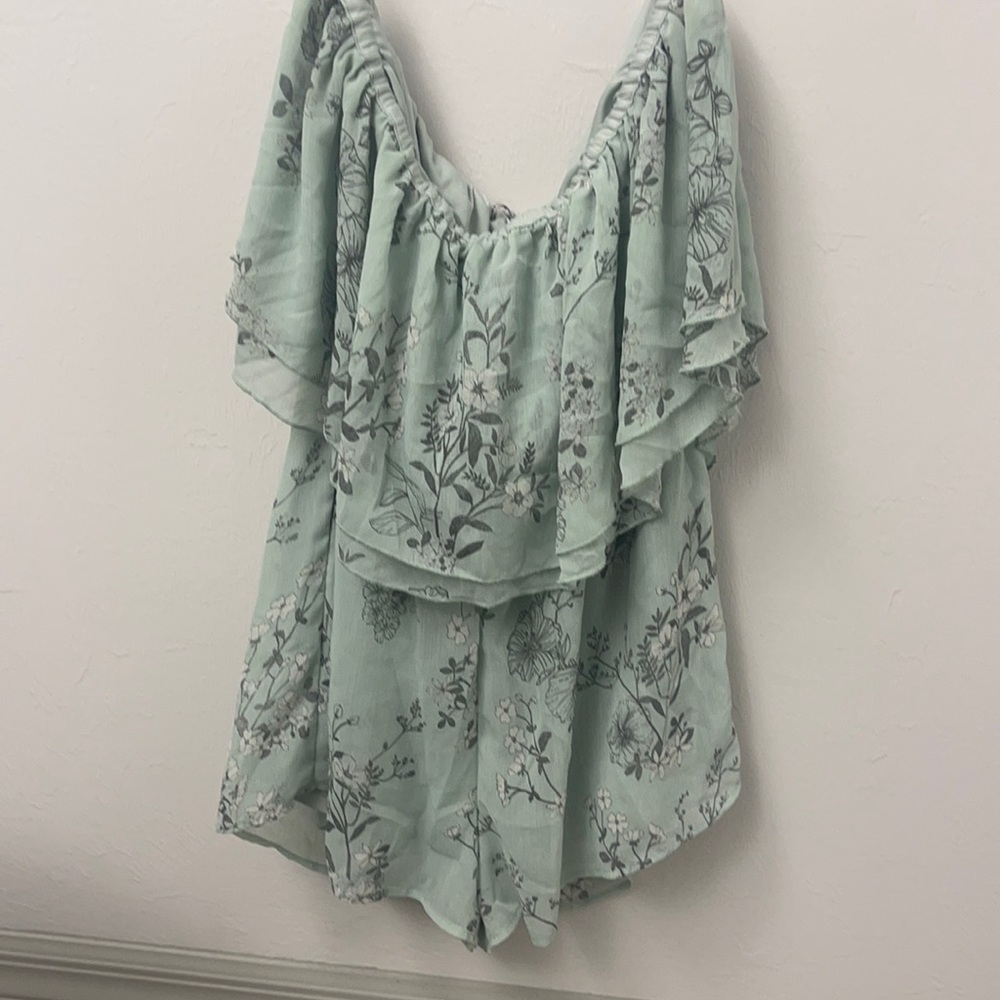 Charlotte Russe XL Romper